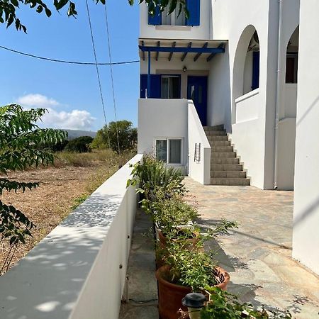 Athina Rooms Karvounades Exterior foto