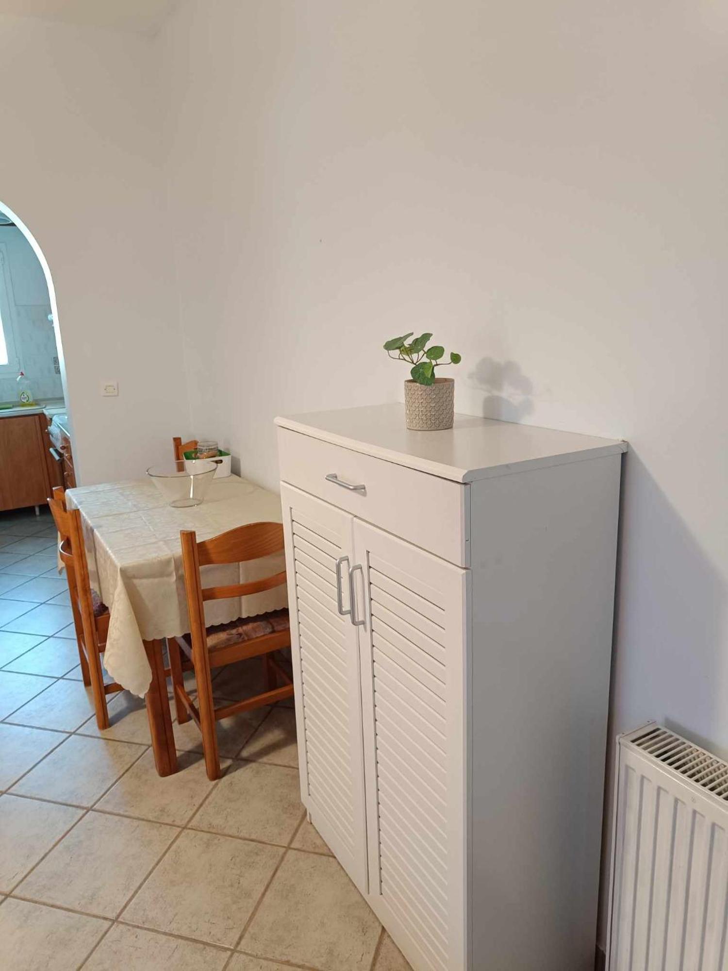Athina Rooms Karvounades Exterior foto